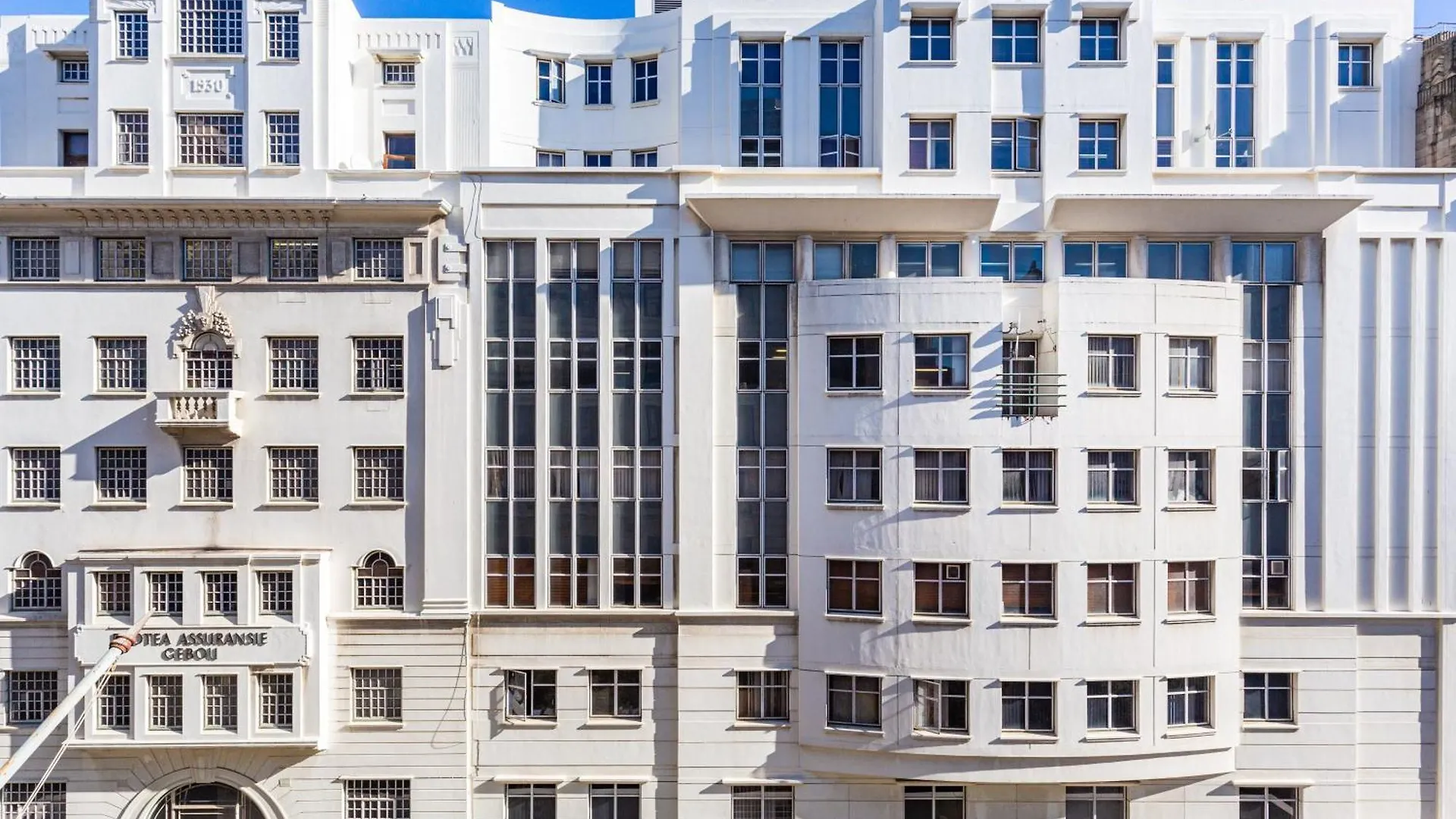 Old Bank Hotel - Lion Roars Hotels & Lodges Cape Town